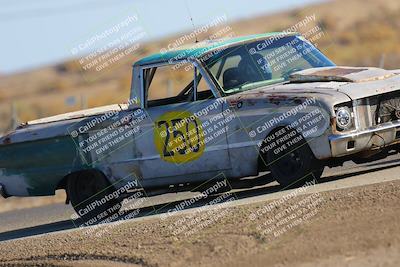 media/Oct-02-2022-24 Hours of Lemons (Sun) [[cb81b089e1]]/915am (I-5)/